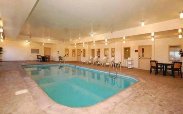 photo 4 of Quality Inn & Suites