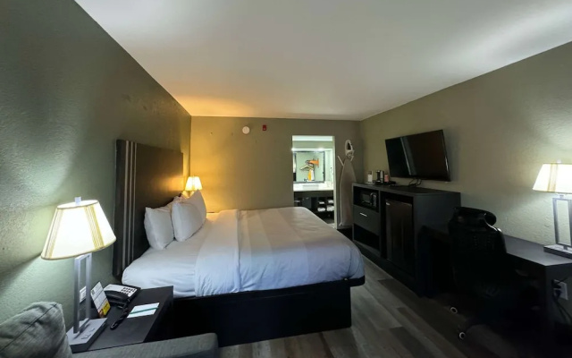 photo 3 of Quality Inn & Suites