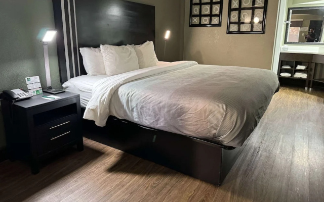 photo 5 of Quality Inn & Suites