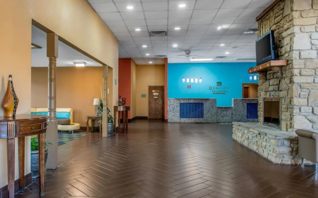 photo 4 of Quality Inn & Suites Bedford West