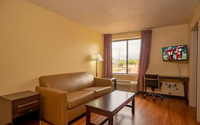 photo 5 of Quality Inn and Suites Airport