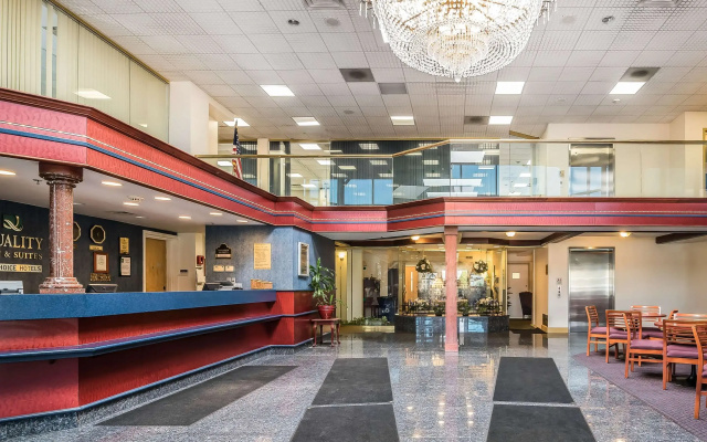 photo 2 of Quality Inn & Suites Albany Airport