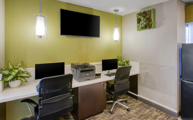 photo 5 of Best Western North Phoenix Hotel