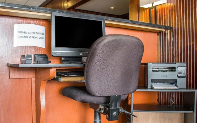 photo 3 of Quality Inn & Suites Conference Center