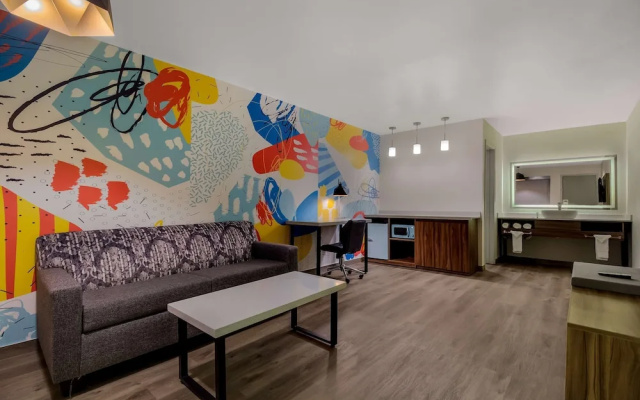 photo 2 of Quality Inn & Suites Galleria/westchase
