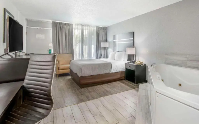 photo 2 of Quality Inn & Suites