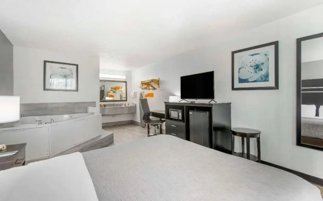 photo 3 of Quality Inn & Suites