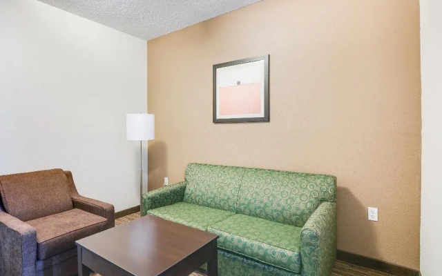 photo 3 of Quality Inn And Suites