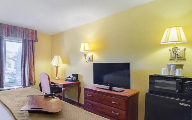 photo 2 of Quality Inn And Suites Medical Park