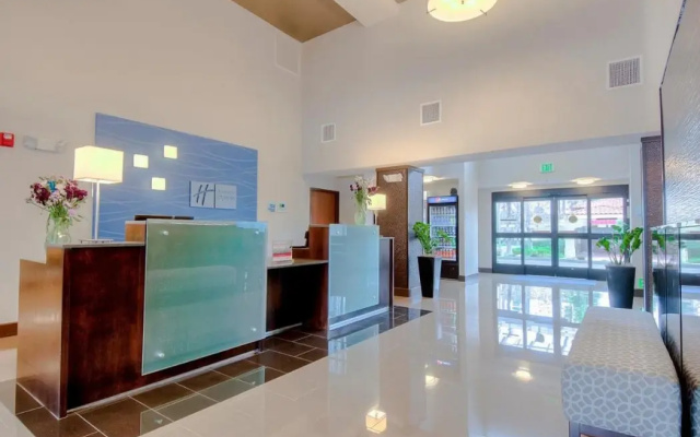 photo 4 of Quality Inn & Suites North- Legoland Area