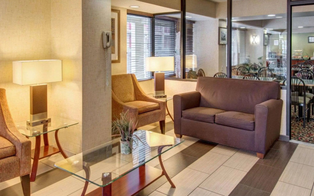 photo 5 of Quality Inn Takoma Park