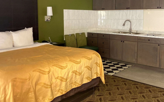 photo 3 of Quality Inn Tanglewood