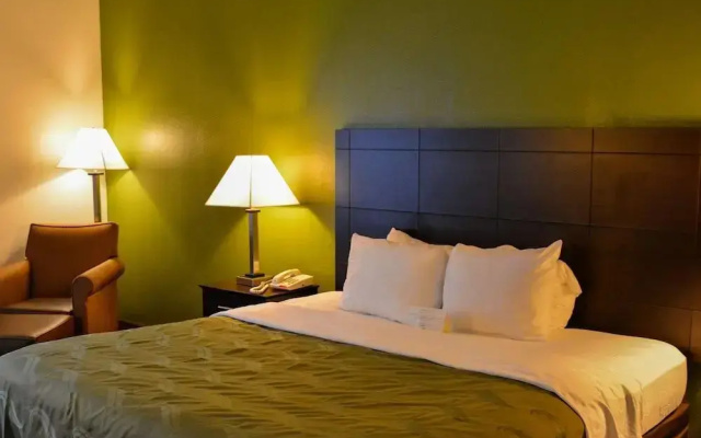 photo 5 of Quality Inn Union Us Hwy 176