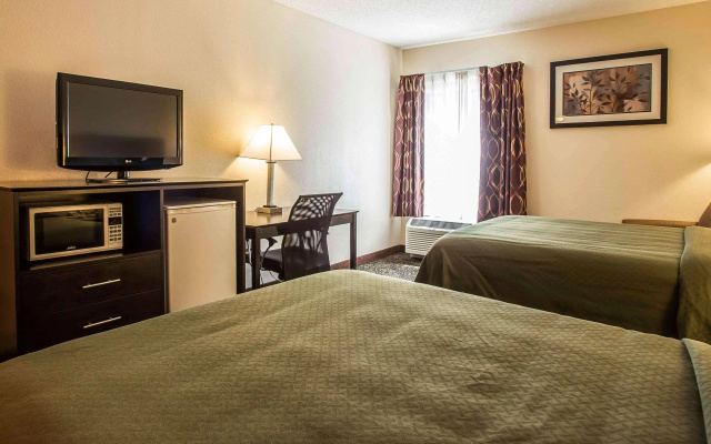 photo 4 of Quality Inn Union US Hwy 176