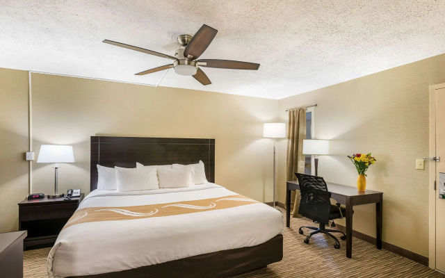 photo 4 of Quality Inn University