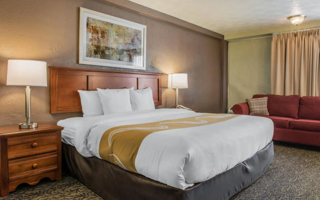 photo 3 of Quality Inn University Center