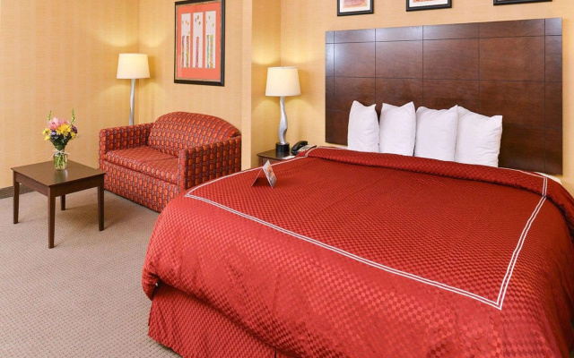 photo 4 of Quality Suites Stratford