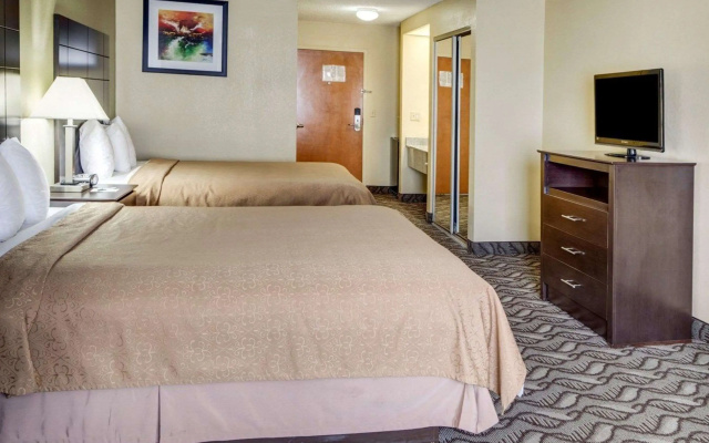 photo 3 of Quality Suites Baton Rouge East - Denham Springs