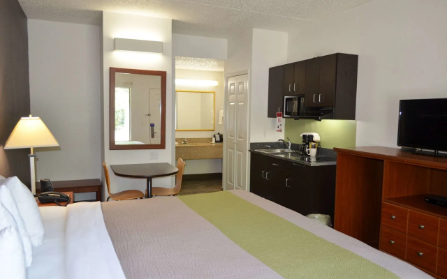 photo 3 of Studio Suites Extended Stay Chattanooga TN