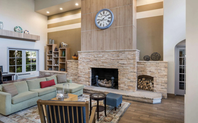 photo 2 of MainStay Suites John Wayne Airport by Choice Hotels