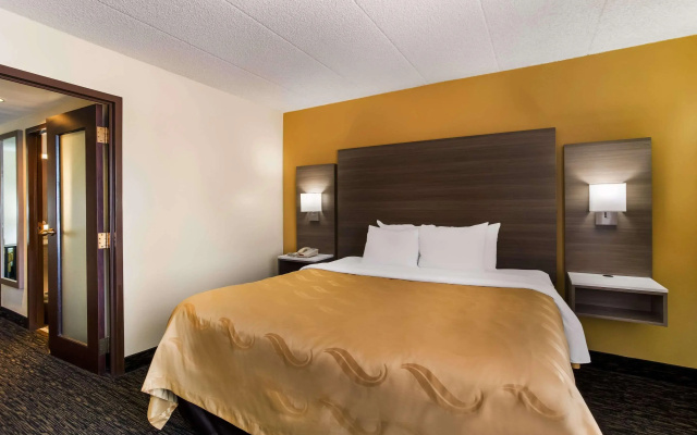 photo 5 of Quality Suites Milwaukee Airport