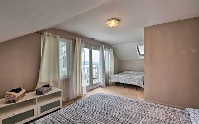 photo 5 of Queen City Home w/ Ohio River View - 3 Mi to Dtwn!