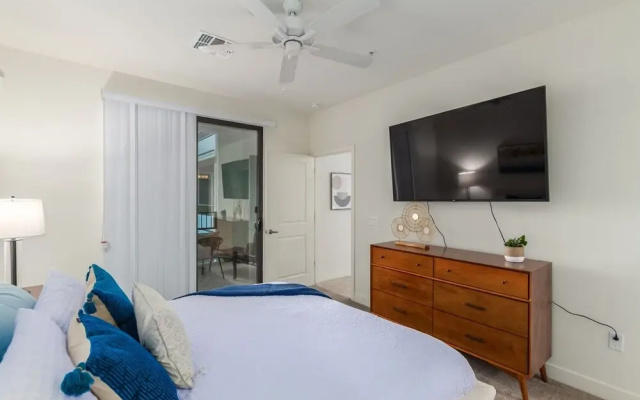 photo 5 of Queen Creek #305 1 Bedroom Condo by Redawning