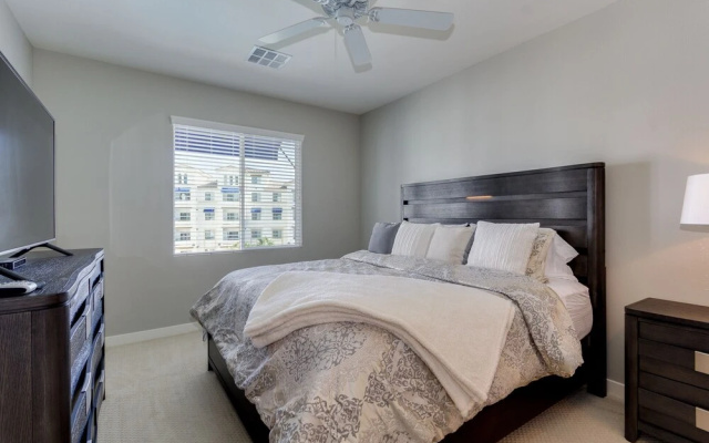 photo 5 of Queen Creek #349 2 Bedrooms 2 Bathrooms Condo