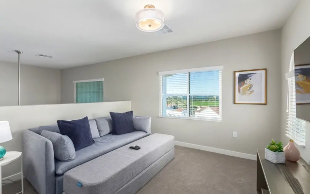 photo 2 of Queen Creek #460 3 Bedroom Condo by RedAwning