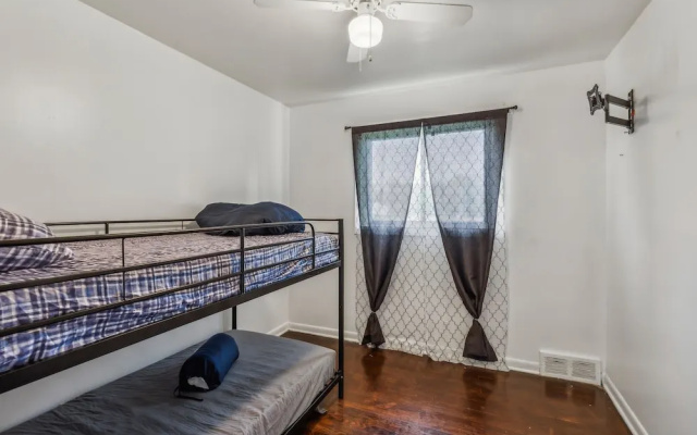 photo 3 of Queen G2 Mansion 3 Bedroom Home by RedAwning