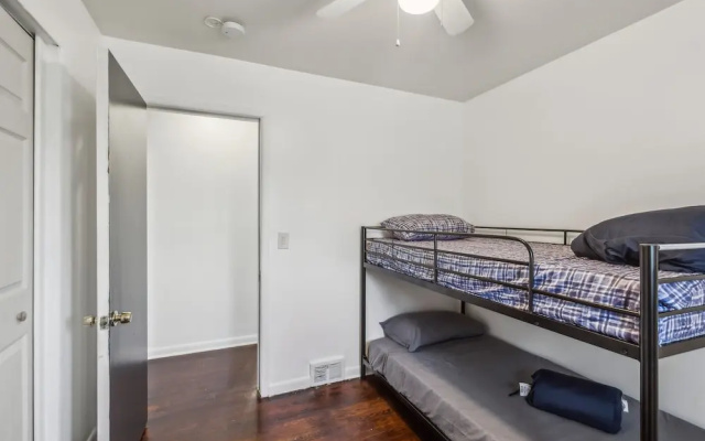photo 4 of Queen G2 Mansion 3 Bedroom Home by RedAwning