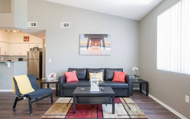 photo 2 of Quiet Home in Sunny Silverado 15 Minutes to Strip!