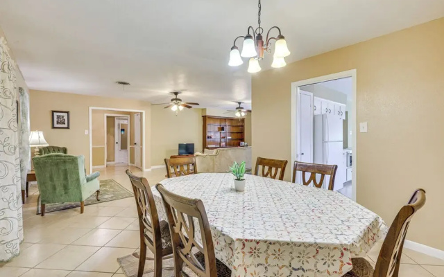 photo 4 of Quiet Houston Home w/ Porch - Near Park & Trails!