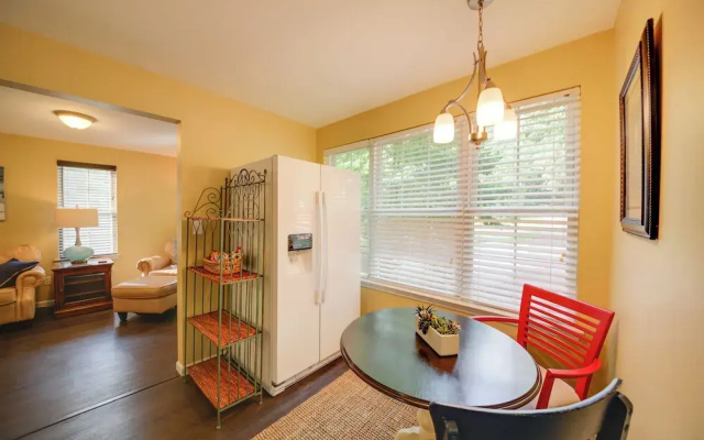 photo 2 of Quiet St Charles Cottage w/ Patio & 4 Acres