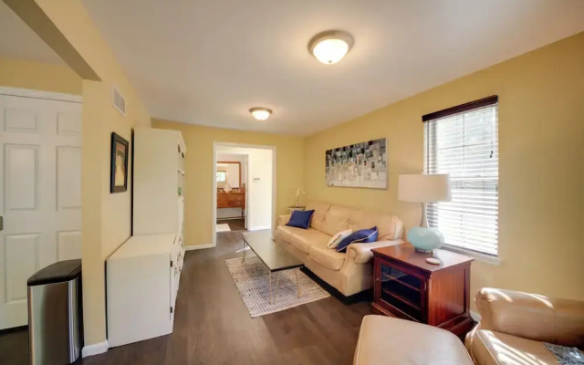 photo 3 of Quiet St Charles Cottage w/ Patio & 4 Acres