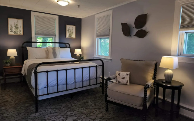 photo 3 of Little Fig Hotel