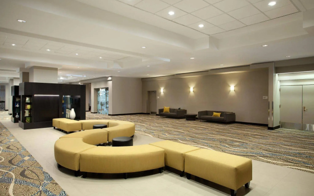 photo 2 of Radisson Hotel Denver - Aurora