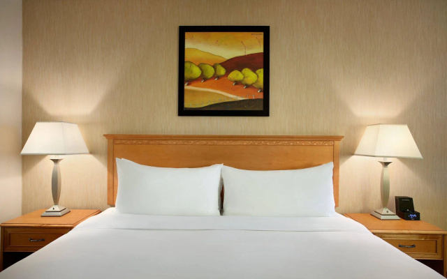 photo 4 of Radisson Hotel Denver - Aurora