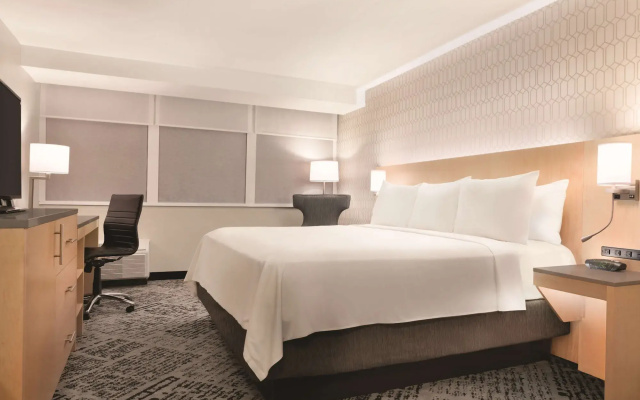 photo 3 of Radisson Hotel Charlotte Airport