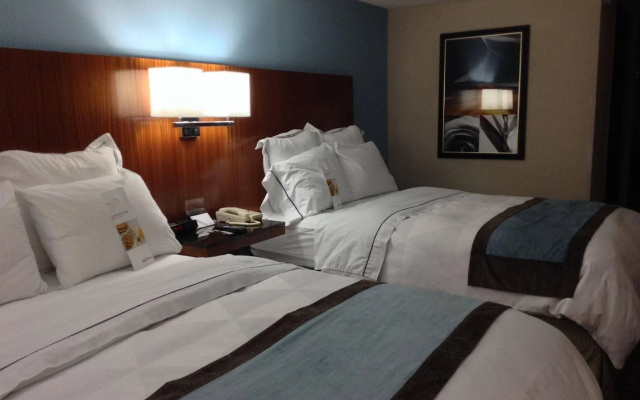 photo 4 of DoubleTree by Hilton Chatsworth
