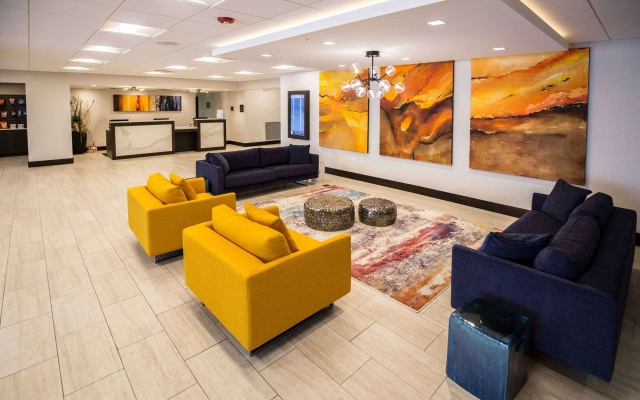 photo 2 of Wyndham Chicago O'Hare