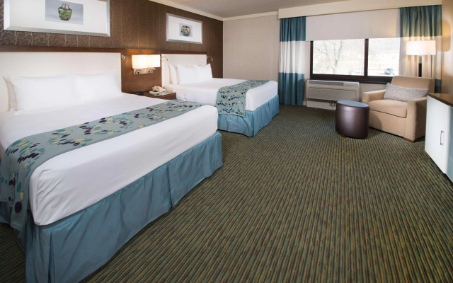 photo 3 of Radisson Hotel Corning