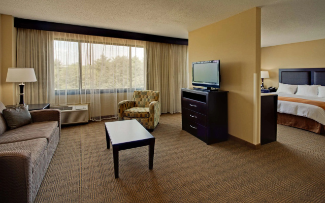 photo 5 of Radisson Hotel Freehold