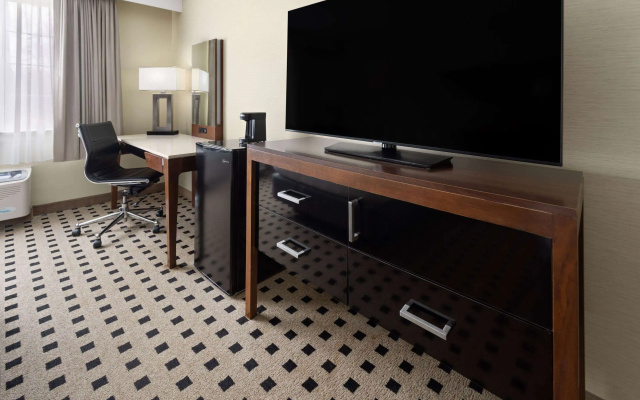 photo 5 of Penn Harris Hotel Harrisburg, Trademark by Wyndham