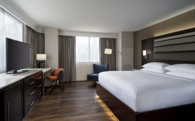 photo 2 of Delta Hotel by Marriott Jacksonville Deerwood