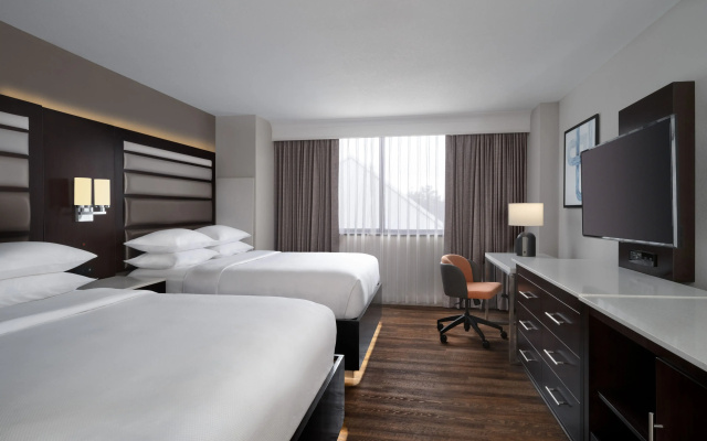 photo 3 of Delta Hotel by Marriott Jacksonville Deerwood