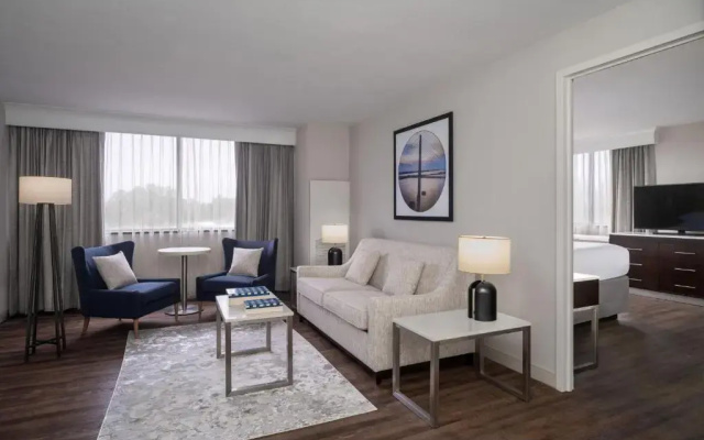 photo 4 of Delta Hotel by Marriott Jacksonville Deerwood