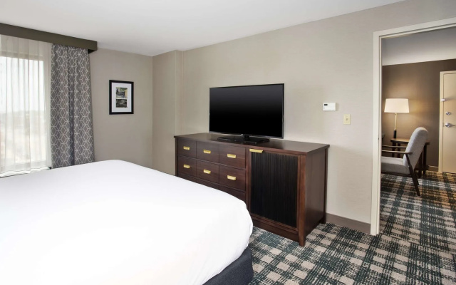 photo 4 of DoubleTree by Hilton Lansing