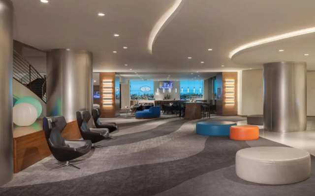 photo 2 of Hyatt Regency Los Angeles International Airport