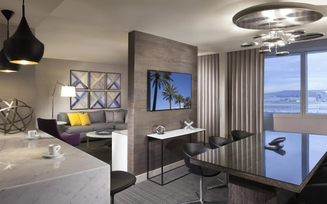 photo 4 of Hyatt Regency Los Angeles International Airport